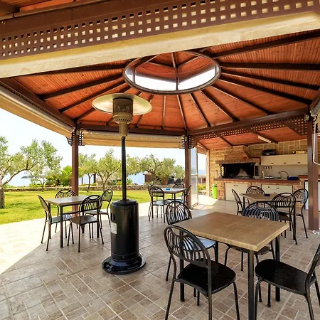 Apartament Castristudios Nikiti (Sithonia)