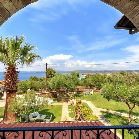 Castristudios * Nikiti (Sithonia)