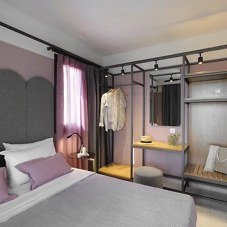 Castristudios Apartment *