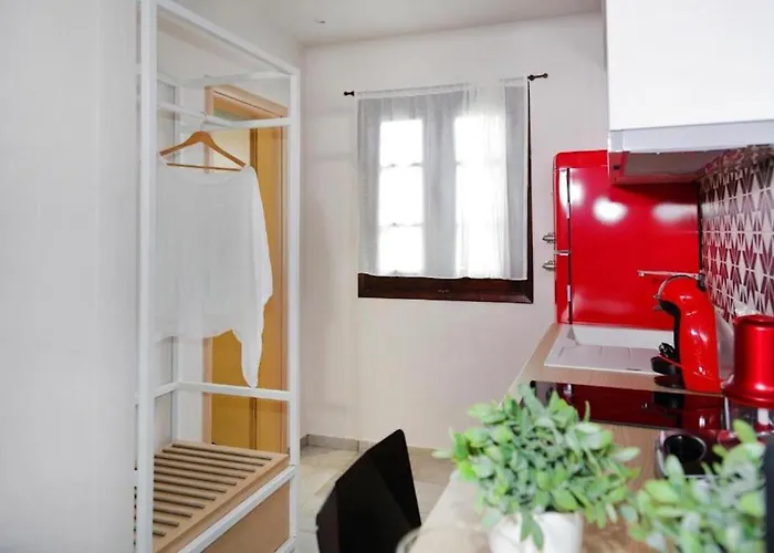 Castristudios Nikiti (Sithonia)