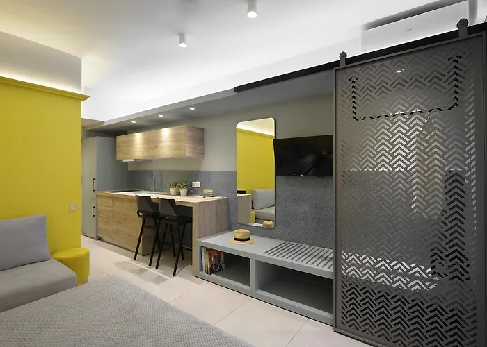 Castristudios * Nikiti (Sithonia)