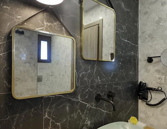 Castristudios Nikiti (Sithonia)