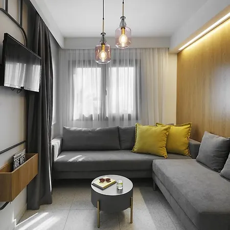 Castristudios * نيكيتي